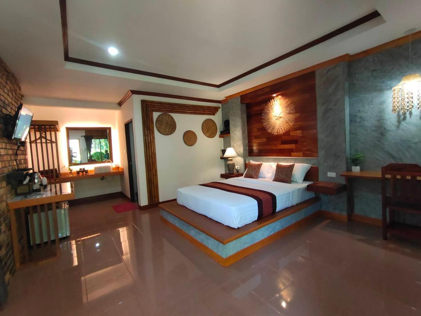 Lanta Riviera Beach Resort Ко-Ланта Экстерьер фото