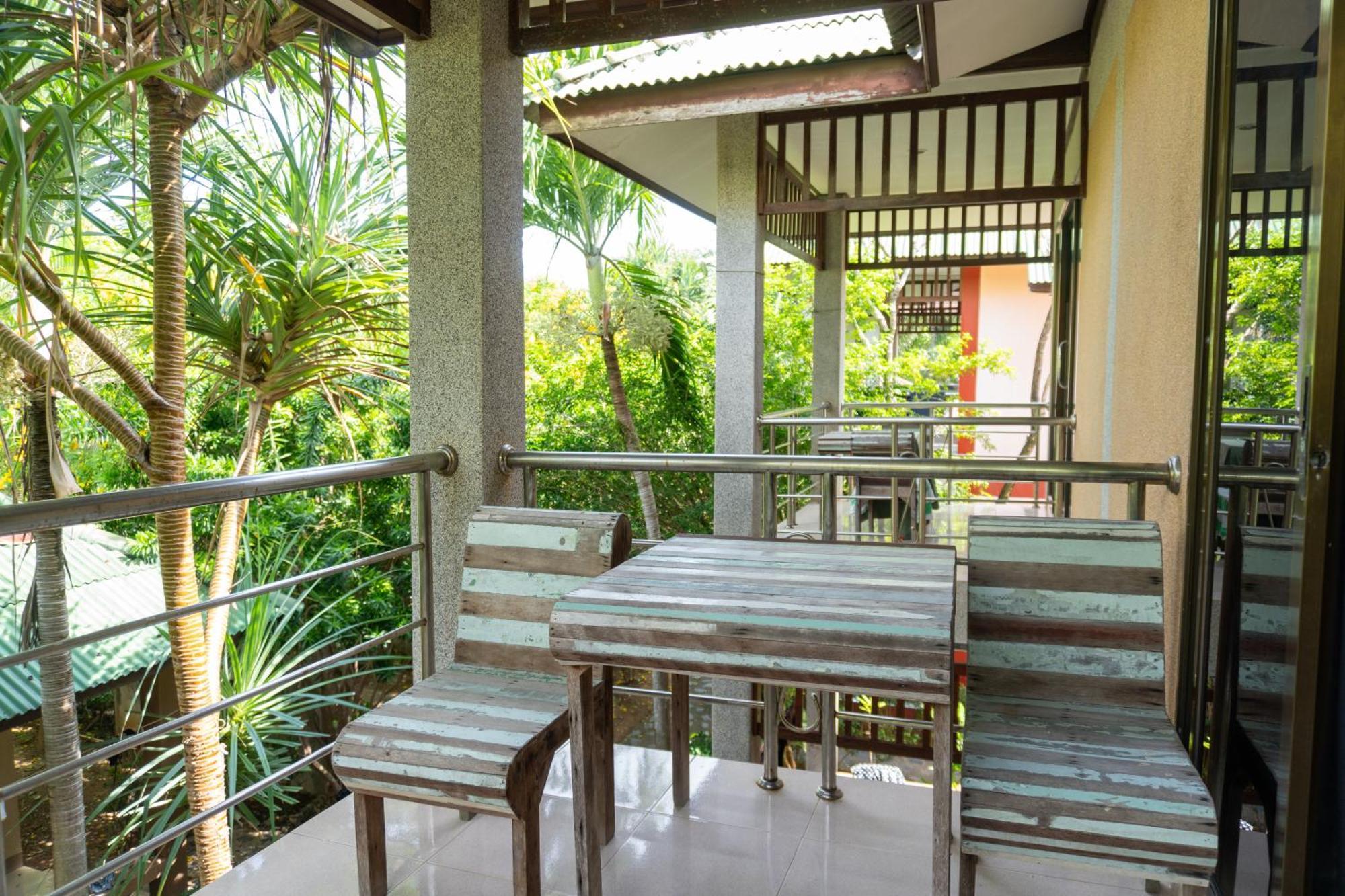 Lanta Riviera Beach Resort Ко-Ланта Экстерьер фото